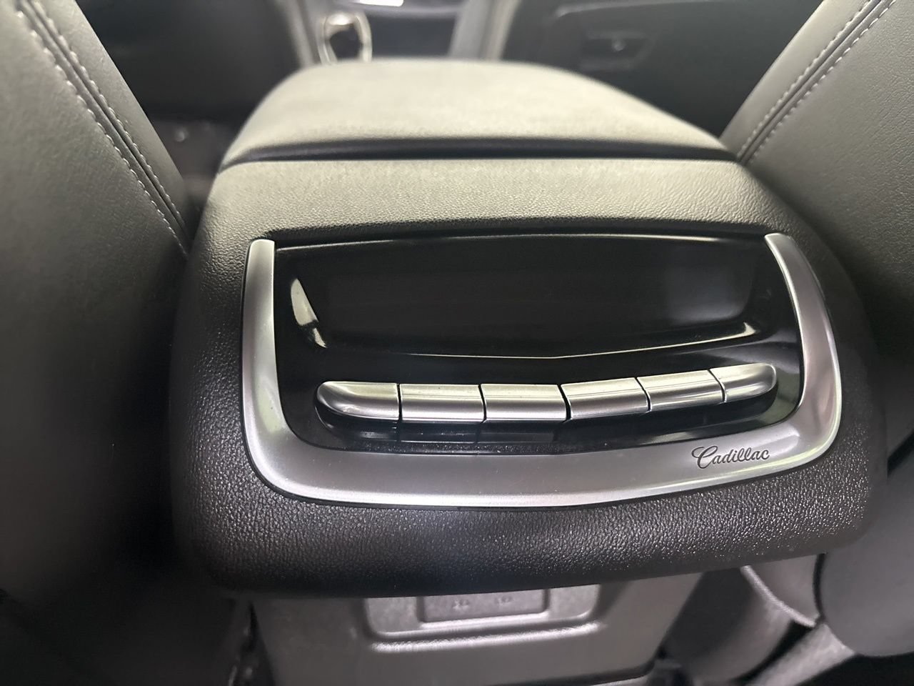 Used 2024 Cadillac XT6 Premium Luxury AWD/4WD image 26