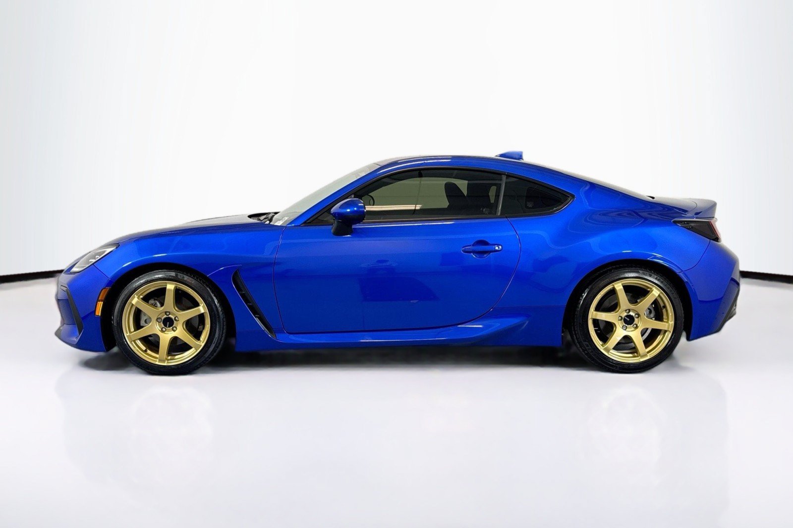 Used 2024 Subaru BRZ Premium RWD image 8