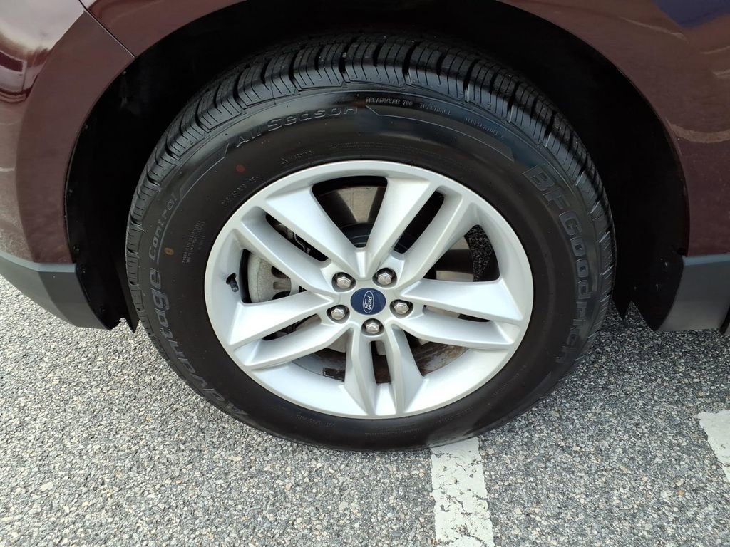 Used 2018 Ford Edge SEL w/ Equipment Group 201A image 11