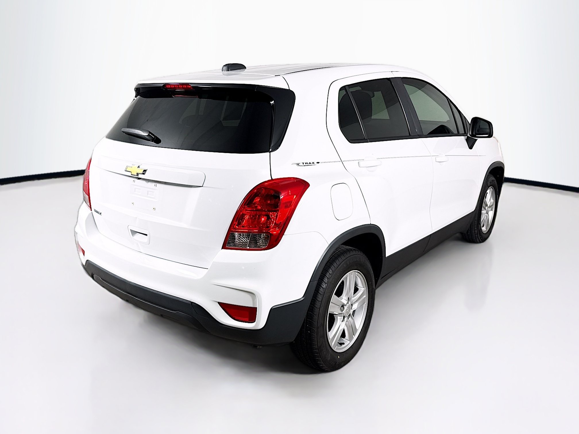 Used 2020 Chevrolet Trax LS w/ Tint and Cruise Package FWD image 30