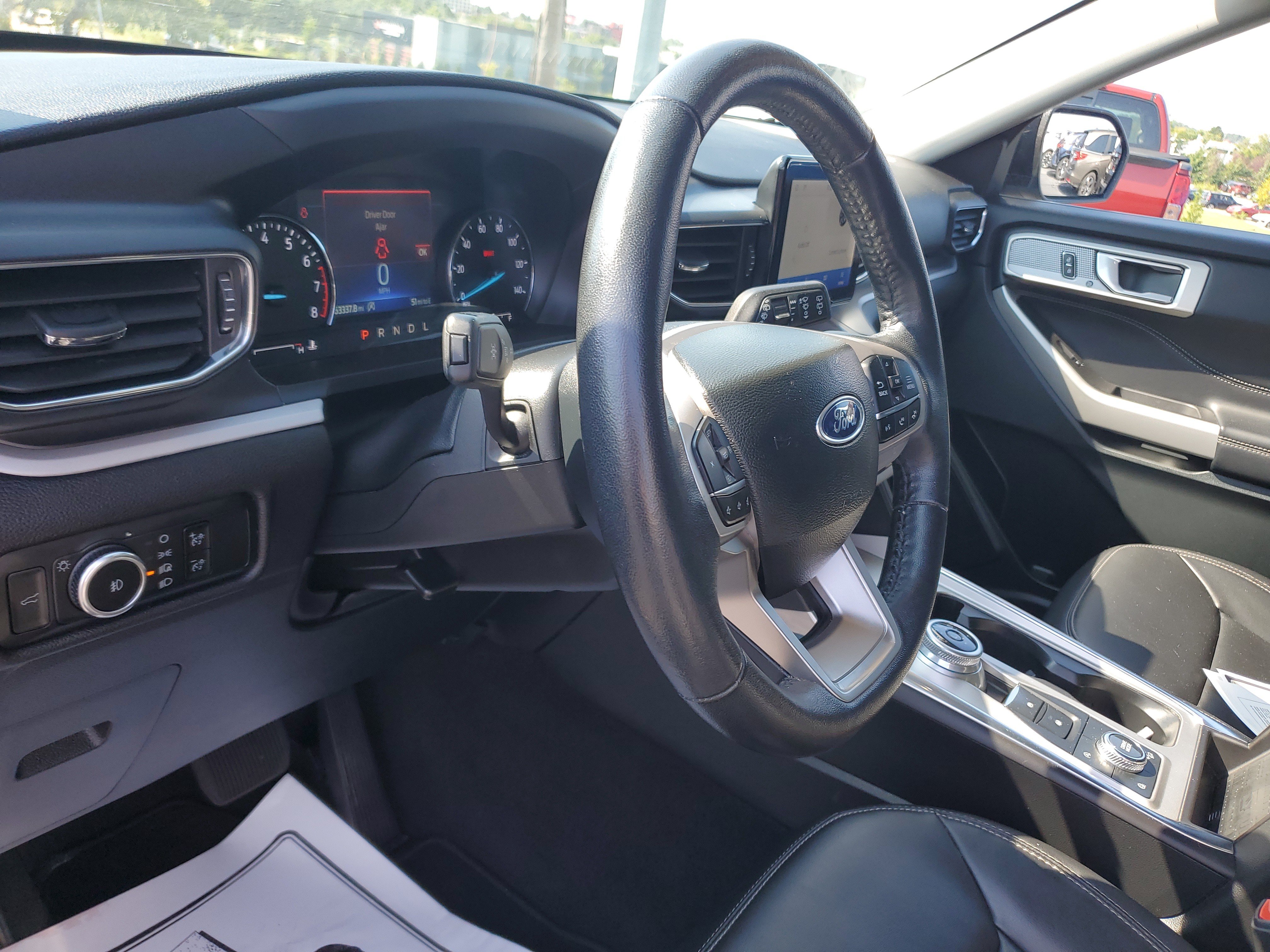 Used 2023 Ford Explorer XLT w/ Equipment Group 202A AWD/4WD image 21