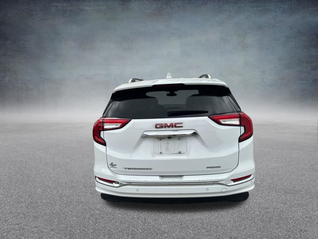 Used 2023 GMC Terrain Denali AWD/4WD image 4