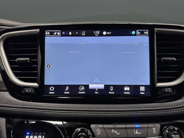 New 2026 Chrysler Pacifica Select image 9