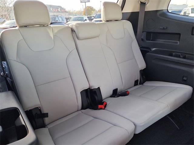 New 2025 Kia Telluride S image 19