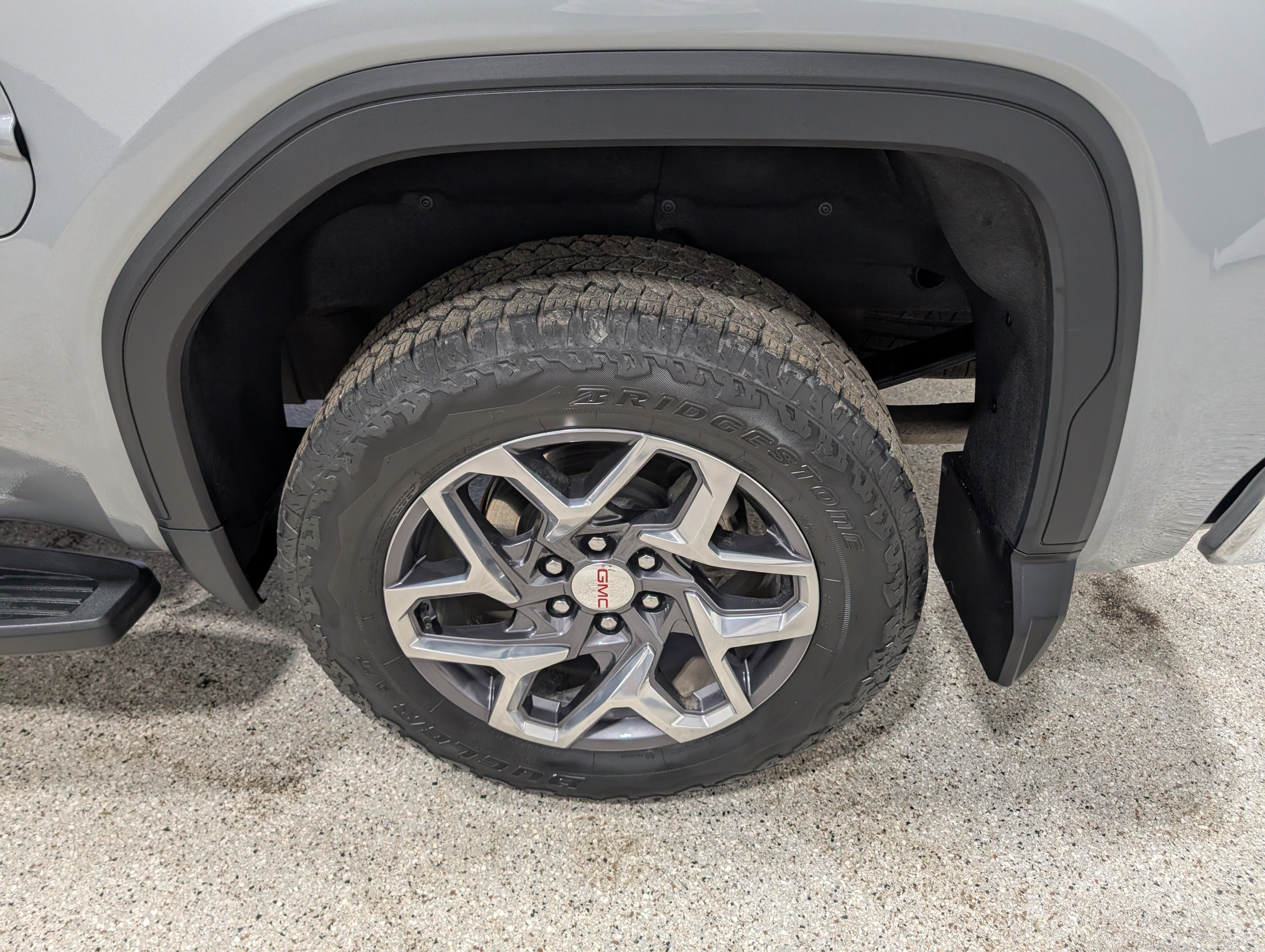 Used 2024 GMC Sierra 1500 SLT w/ SLT Premium Plus Package AWD/4WD image 12