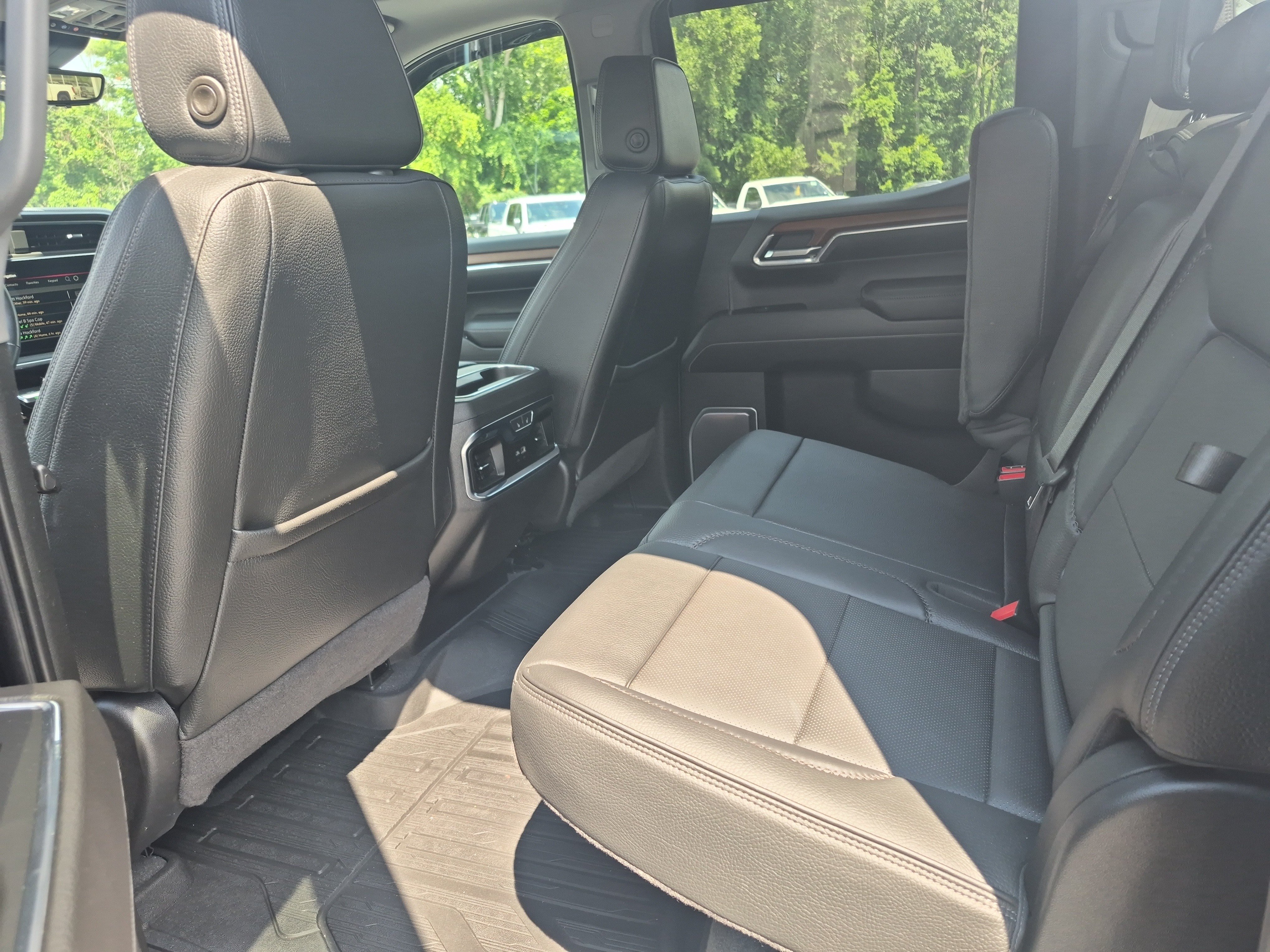 Certified 2023 GMC Sierra 1500 Denali w/ Denali Reserve Package AWD/4WD image 11