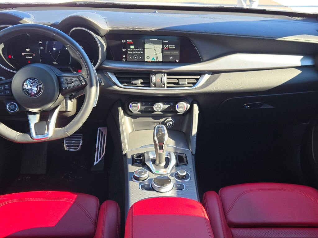 Used 2024 Alfa Romeo Stelvio Veloce image 20