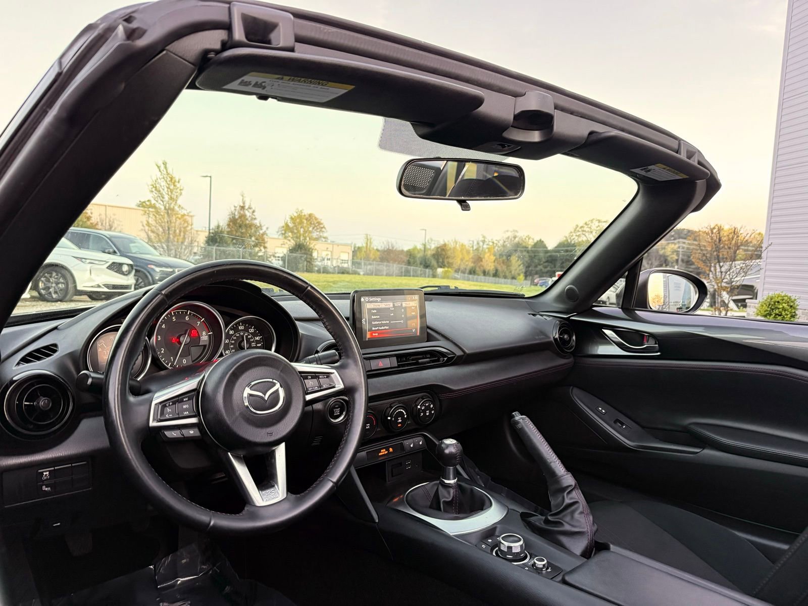 Used 2018 MAZDA MX-5 Miata Club image 6