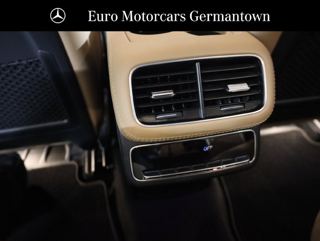 Used 2025 Mercedes-Benz GLS 450 4MATIC image 35