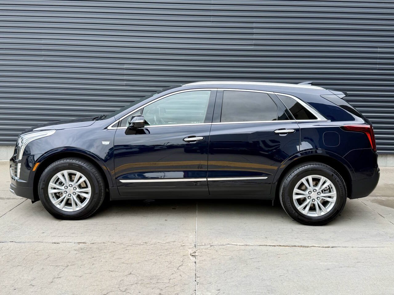 Used 2021 Cadillac XT5 Premium Luxury AWD/4WD image 9