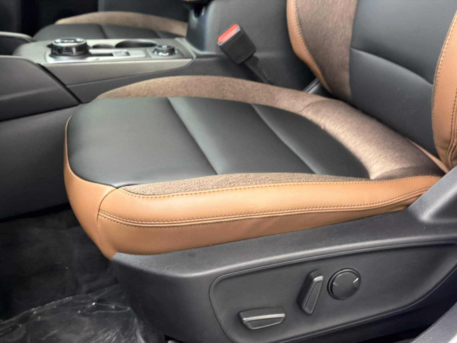 New 2026 Ford Bronco Sport Outer Banks w/ Outer Banks Tech Package+ AWD/4WD image 14