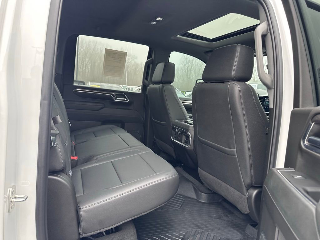 Used 2024 Chevrolet Silverado 3500 LTZ w/ LTZ Premium Package image 26