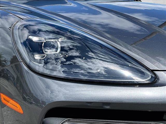 Used 2020 Porsche Cayenne AWD/4WD image 30