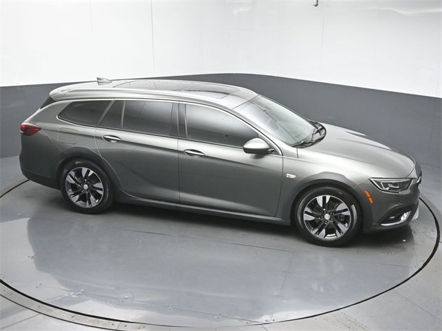 Used 2018 Buick Regal Essence w/ Driver Confidence Package #1 image 51