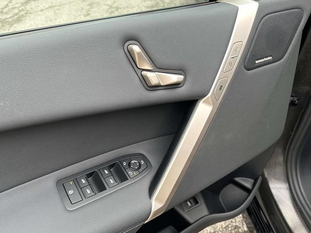 Used 2026 BMW iX xDrive60 AWD/4WD image 23