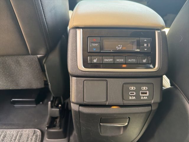 Used 2024 Subaru Ascent Limited w/ Technology Package AWD/4WD image 32