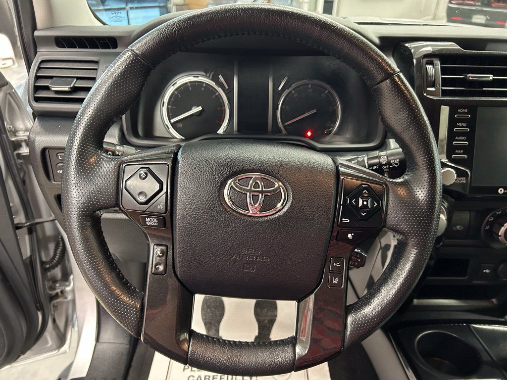 Used 2024 Toyota 4Runner TRD Off-Road Premium AWD/4WD image 10