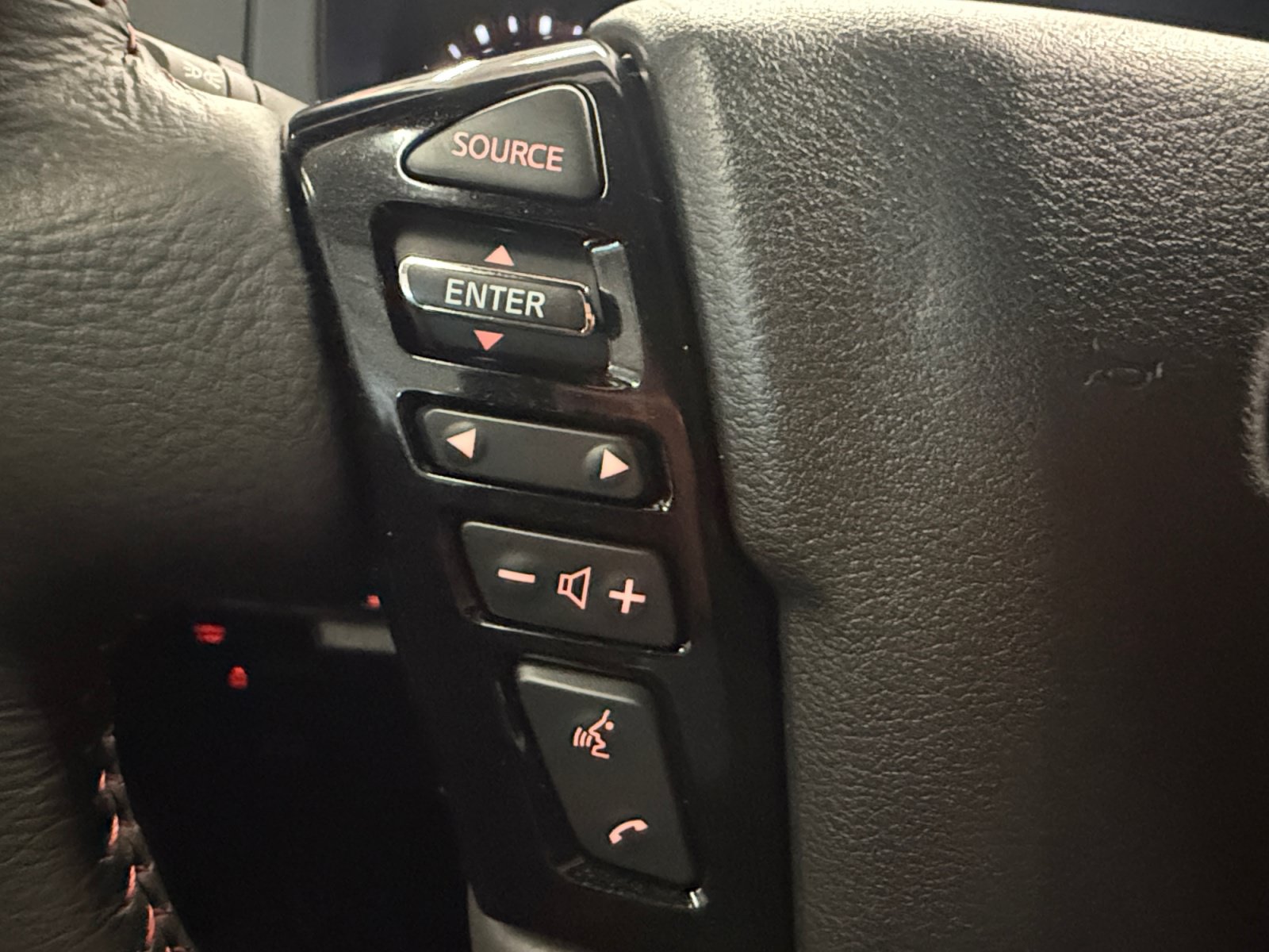 Used 2026 Nissan Frontier Pro-X w/ Pro-X Convenience Package RWD image 18