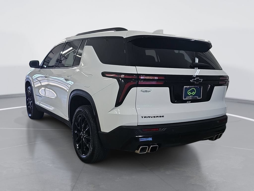 Certified 2026 Chevrolet Traverse LT w/ Midnight/Sport Edition FWD image 6