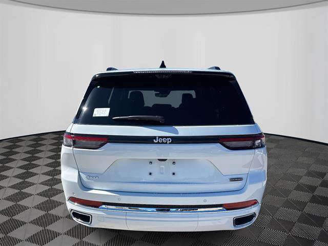 New 2025 Jeep Grand Cherokee Overland image 3