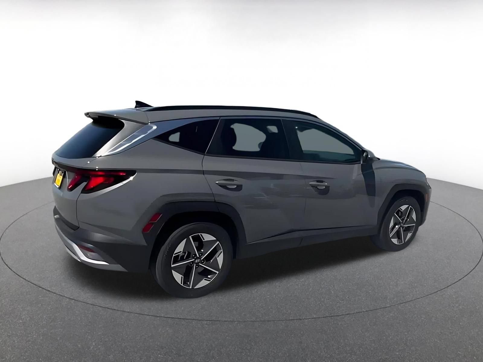Used 2026 Hyundai Tucson SEL FWD image 15