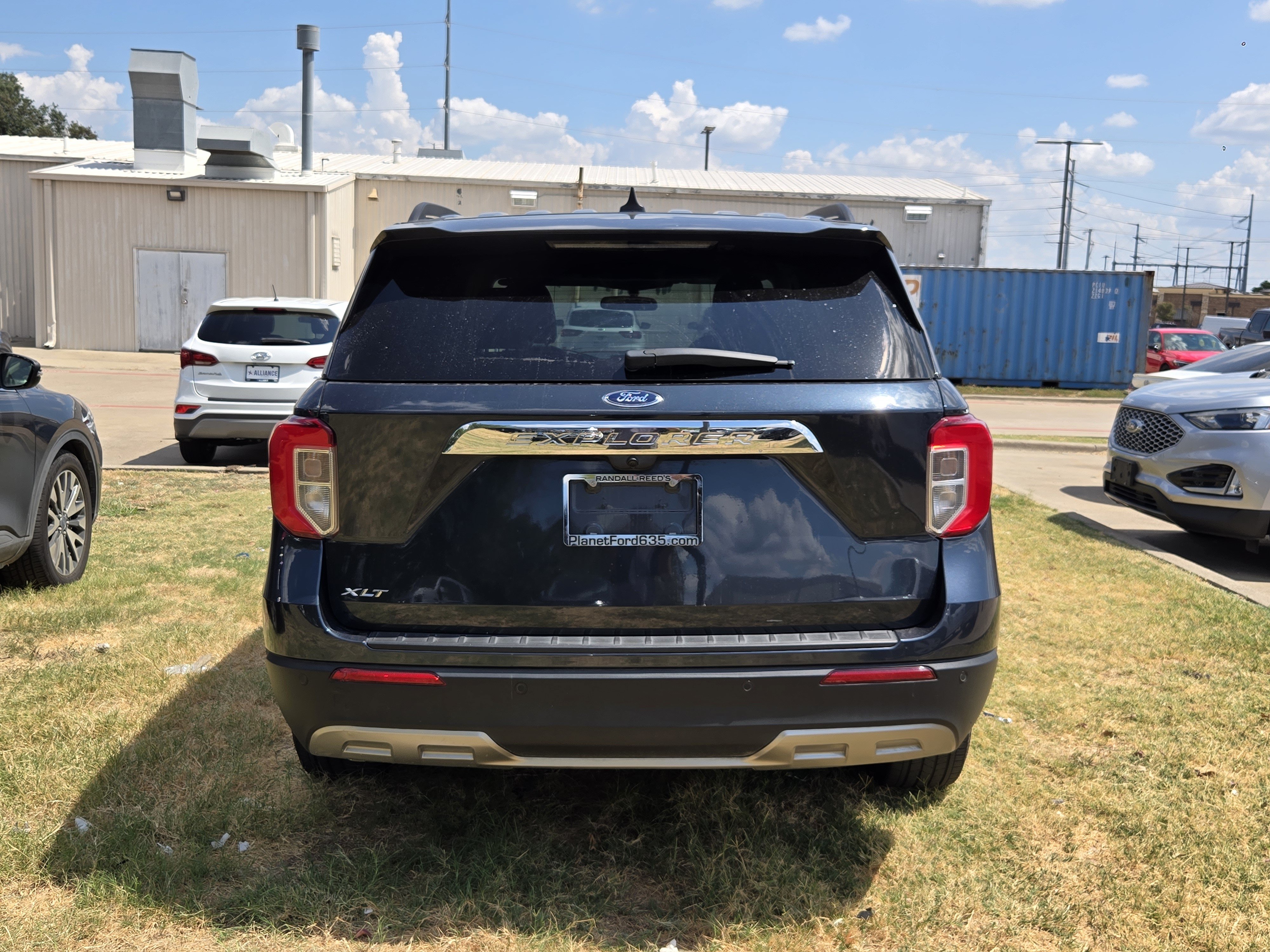 Used 2023 Ford Explorer XLT w/ Equipment Group 202A RWD image 5