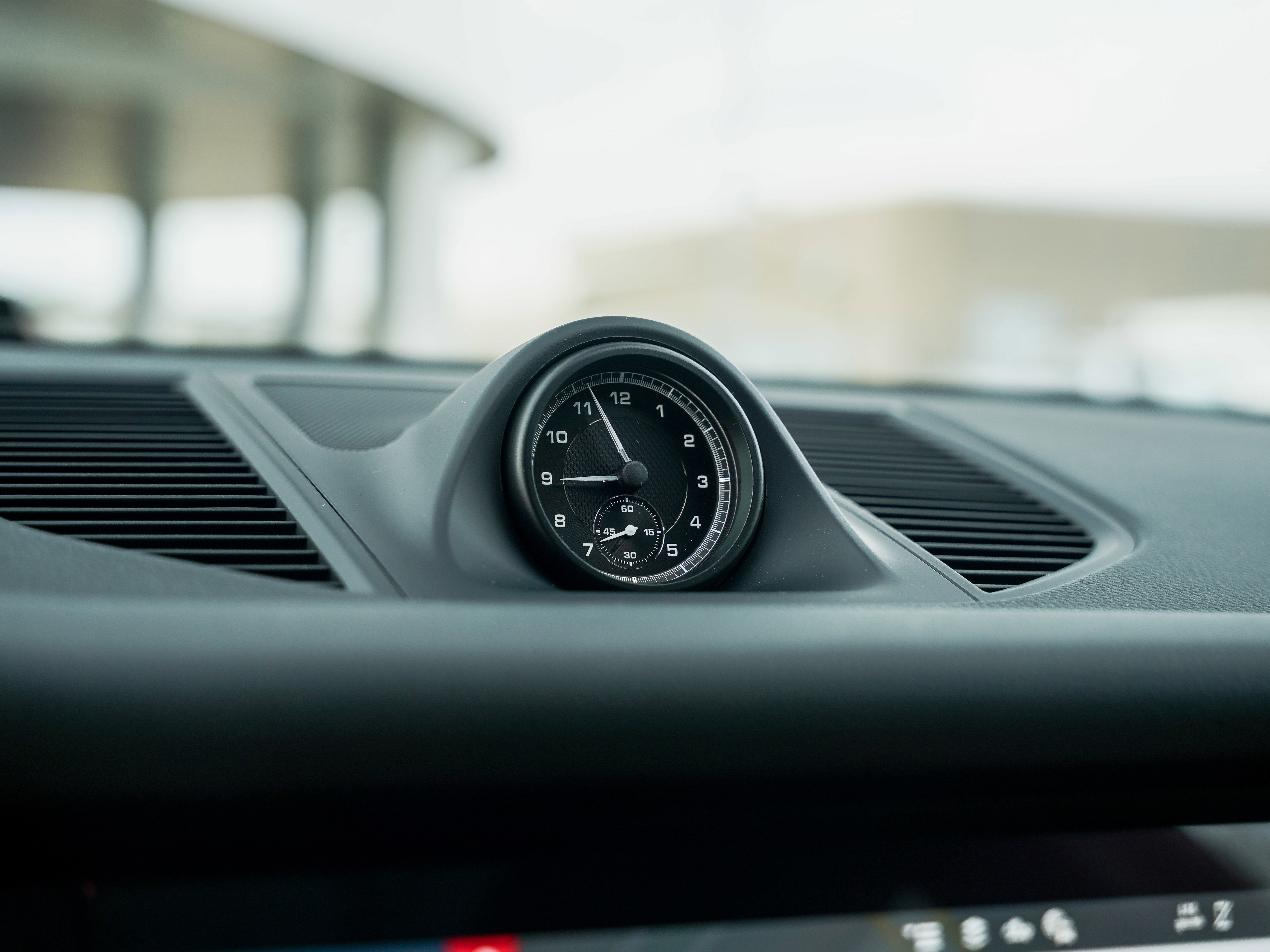 New 2026 Porsche Macan image 21