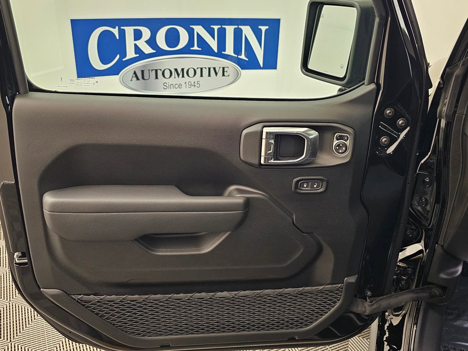 New 2026 Jeep Wrangler Unlimited Rubicon image 10