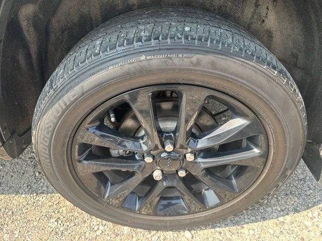 Used 2021 Jeep Grand Cherokee Altitude AWD/4WD image 12