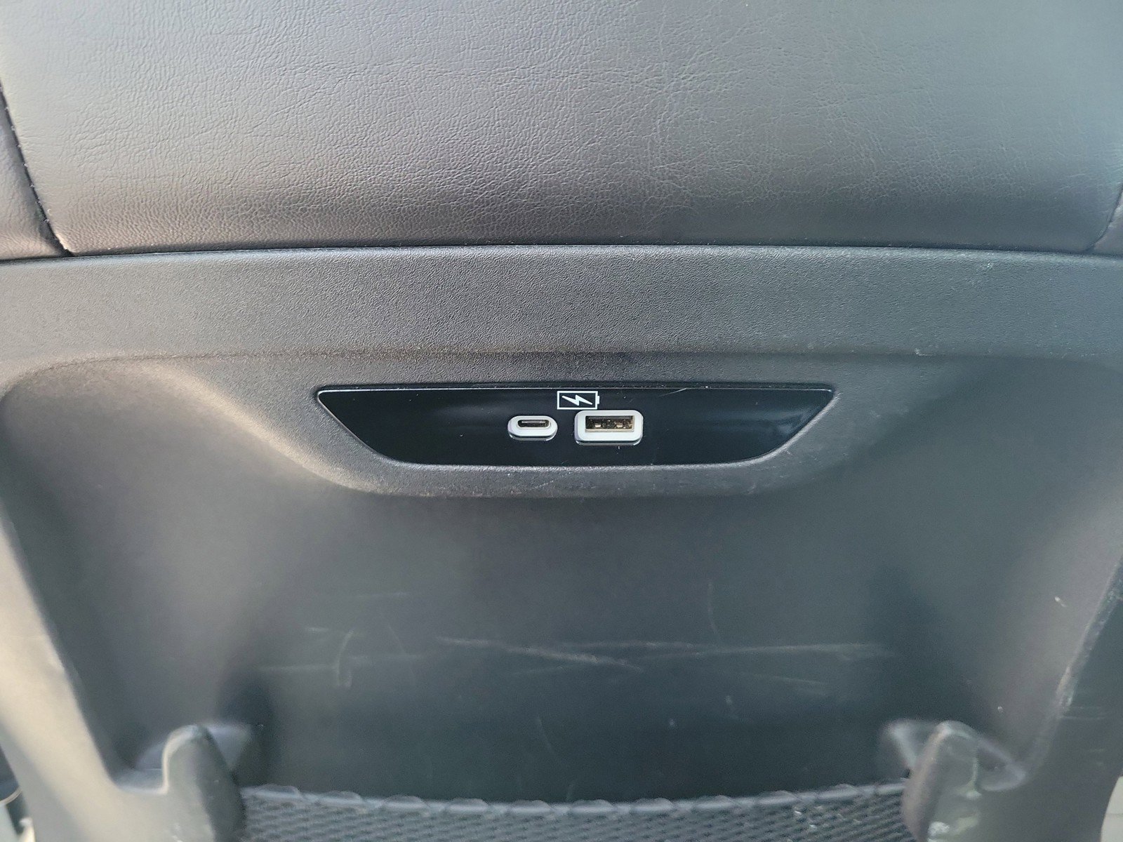 Used 2023 Chrysler Pacifica Touring-L FWD image 12