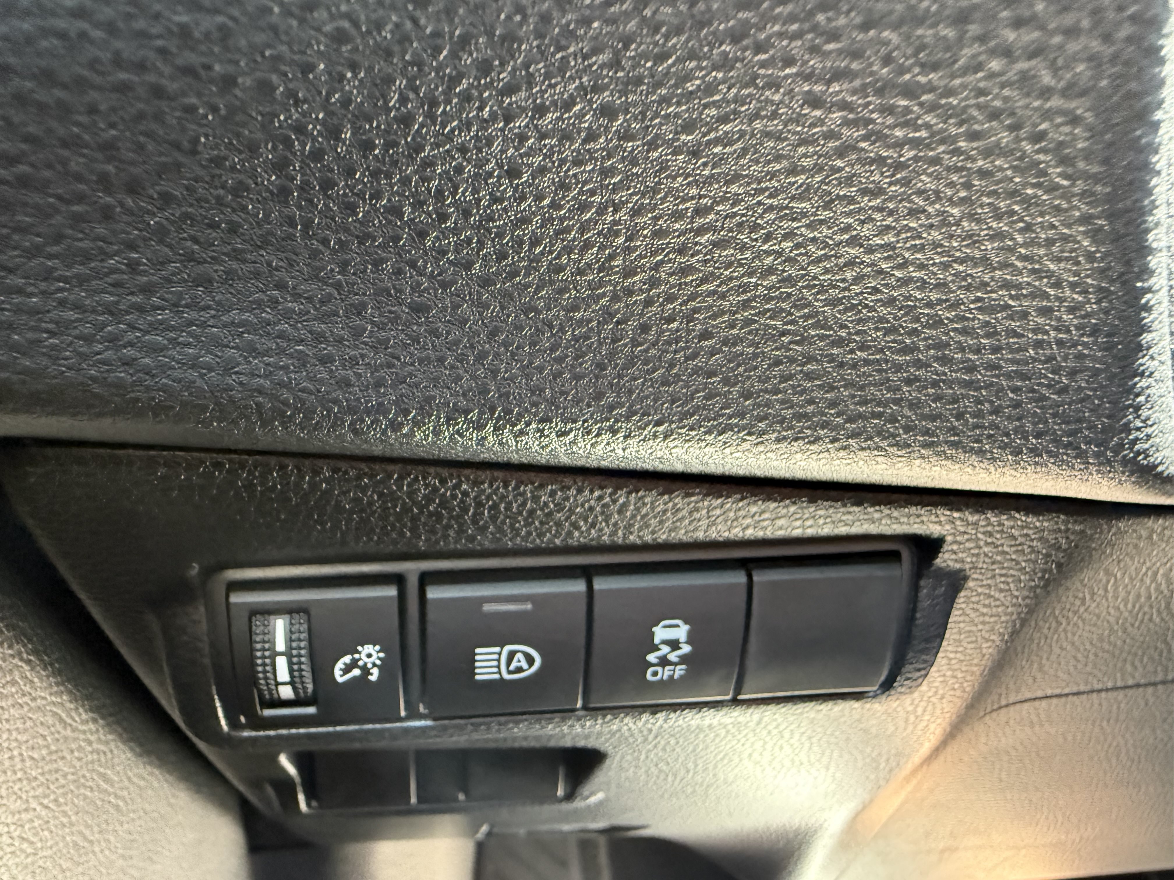 Certified 2026 Toyota Corolla Cross XLE FWD image 12
