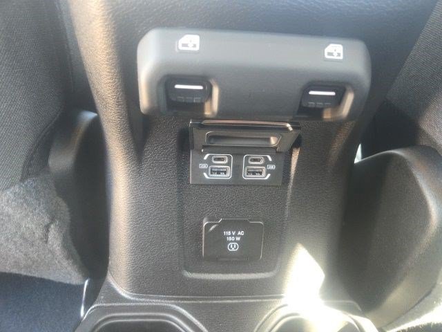 Certified 2025 Jeep Wrangler Unlimited Sahara AWD/4WD image 16