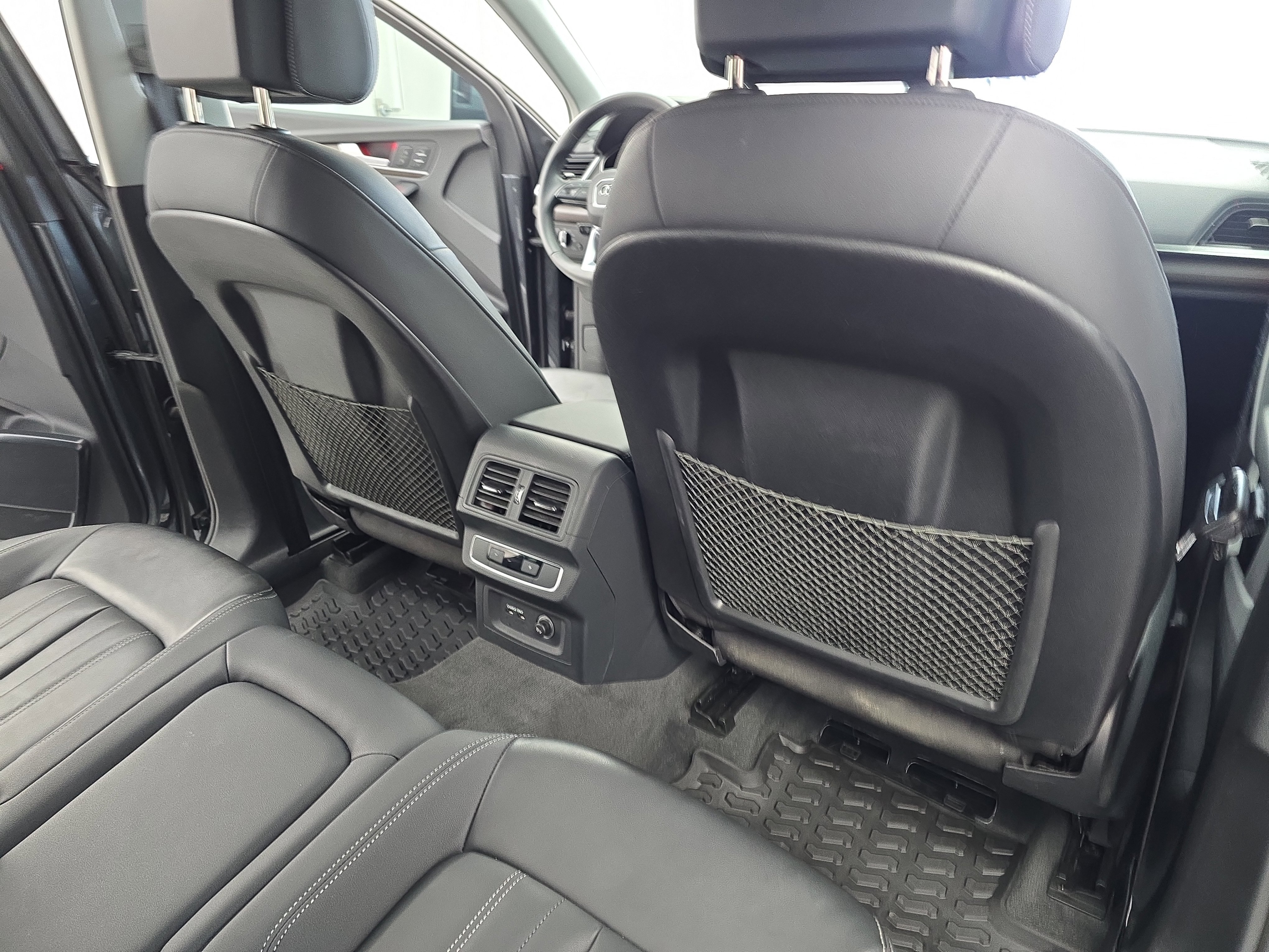 Used 2023 Audi Q5 2.0T Premium w/ Convenience Package image 11