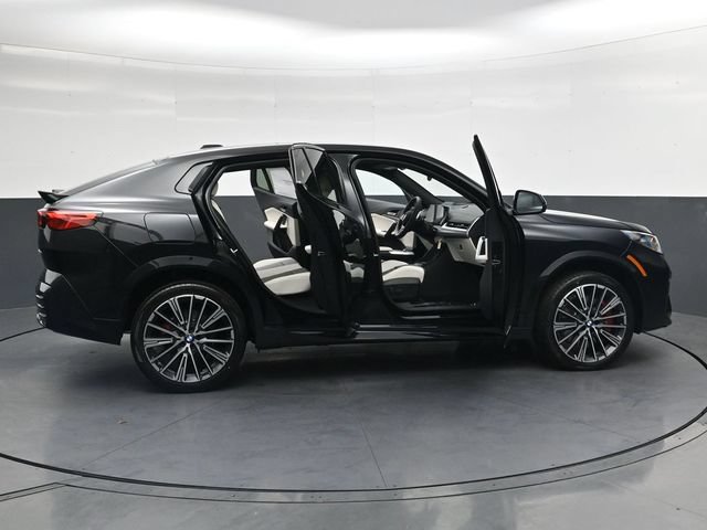 New 2026 BMW X2 xDrive28i w/ Technology Package AWD/4WD image 37