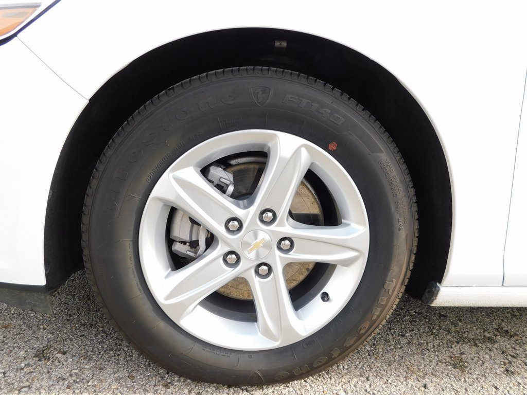 Used 2024 Chevrolet Malibu LS w/ Driver Confidence Package image 10