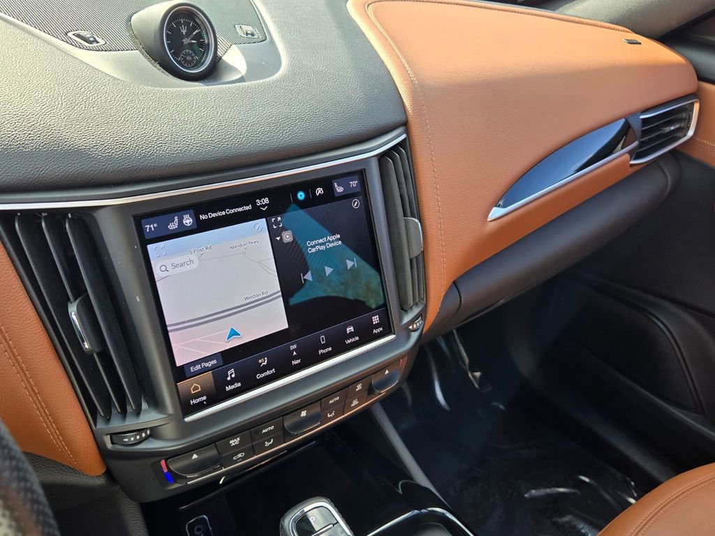 Used 2023 Maserati Levante GT image 23