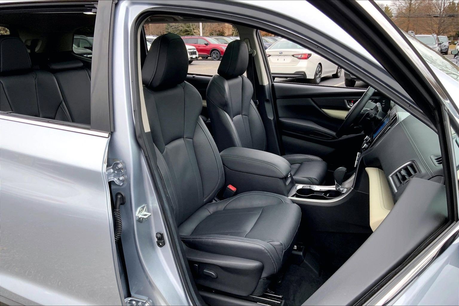 Certified 2022 Subaru Ascent Limited w/ Technology Package image 7