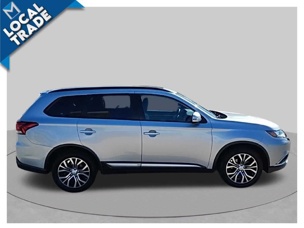 Used 2016 Mitsubishi Outlander SEL AWD/4WD image 4