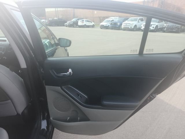 Used 2016 Kia Forte LX w/ LX Popular Package image 12