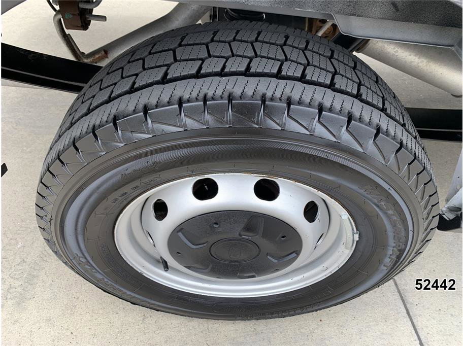 Used 2020 Ford Transit 250 Medium Roof w/ Load Area Protection Package image 23