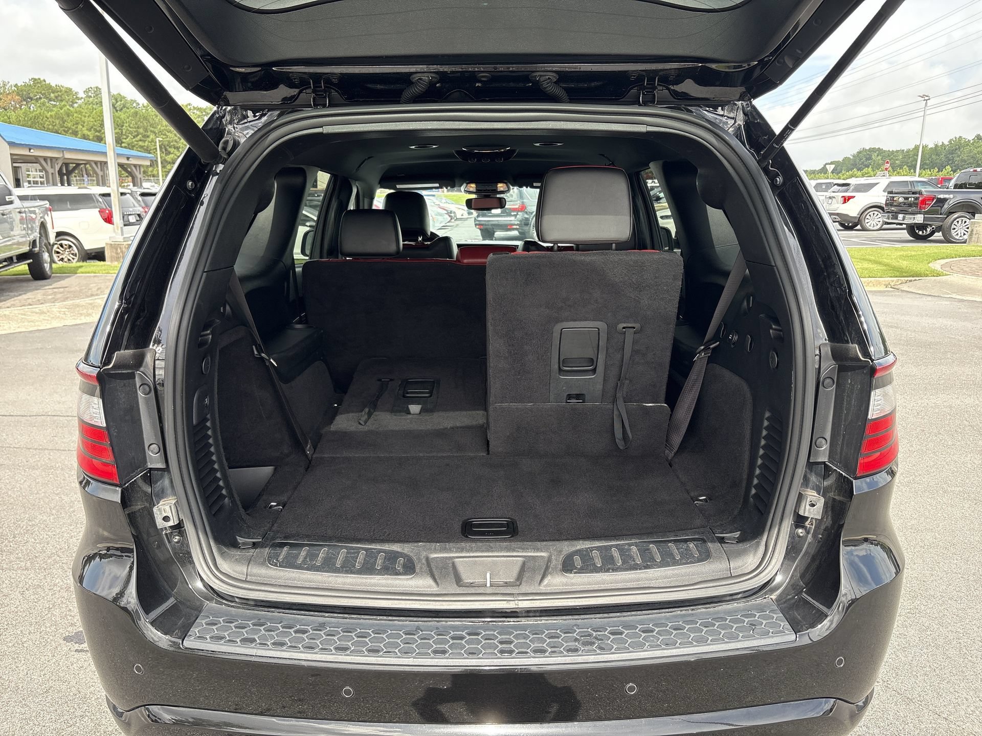 Used 2022 Dodge Durango R/T RWD image 39