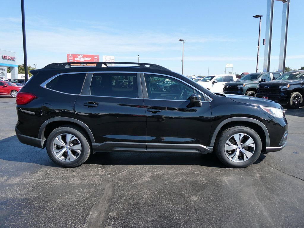 Used 2019 Subaru Ascent Premium image 4