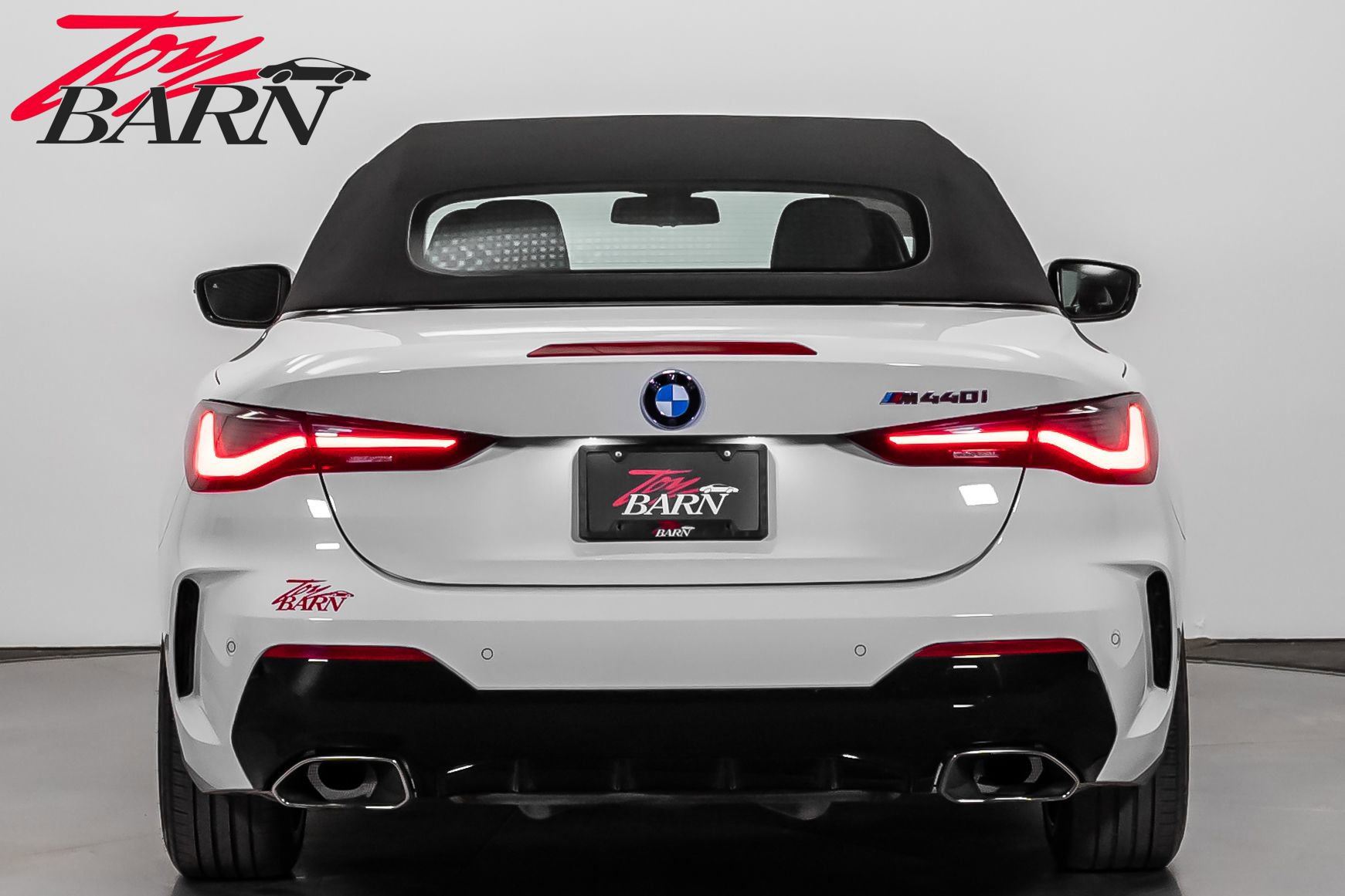 Used 2021 BMW M440i Convertible w/ Premium Package image 12