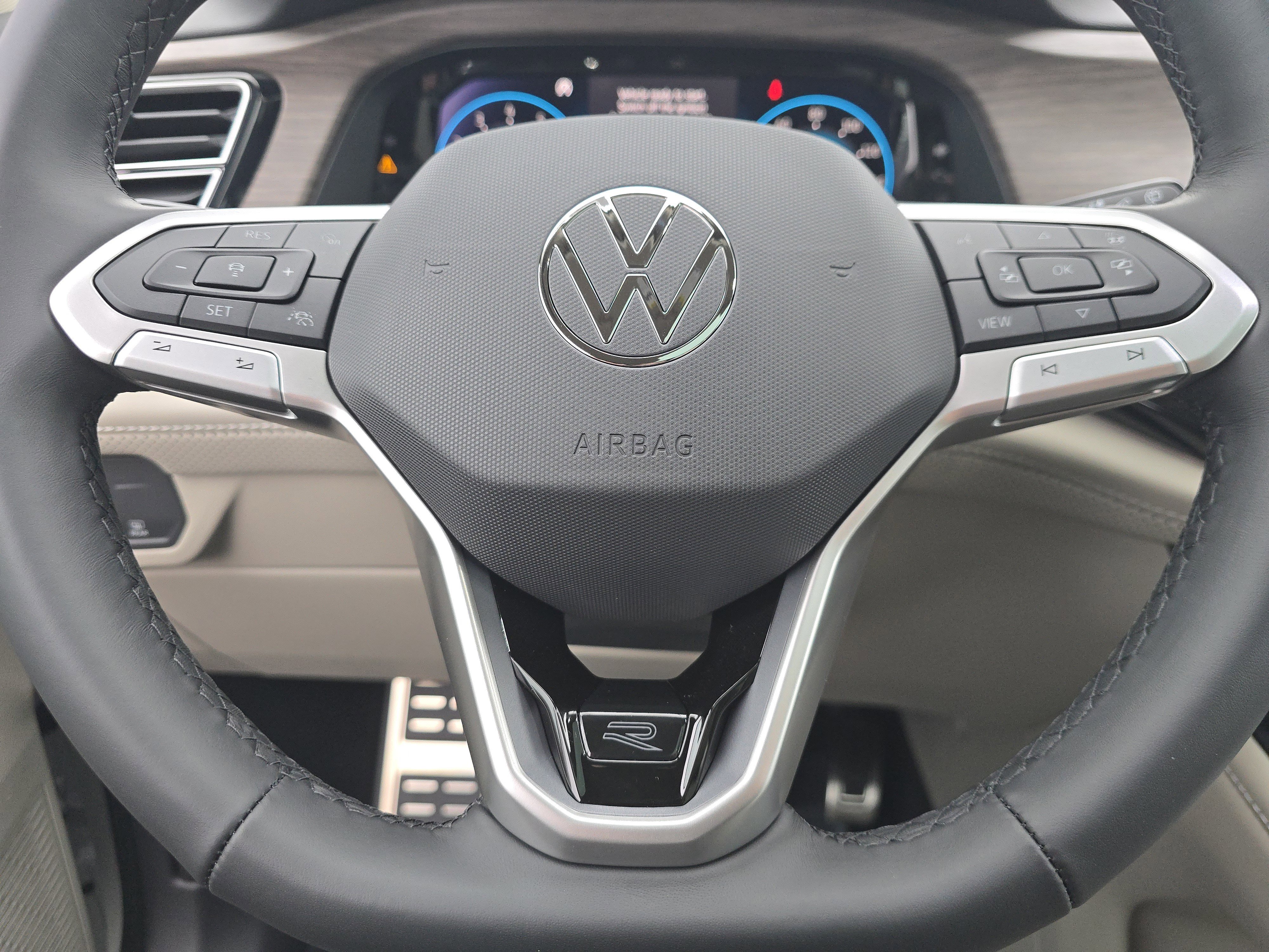 New 2026 Volkswagen Atlas SEL Premium R-Line image 22