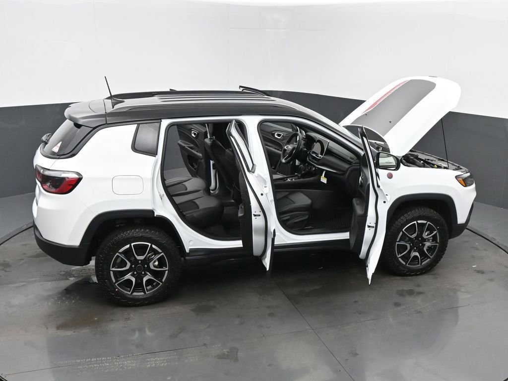 New 2026 Jeep Compass Trailhawk image 65