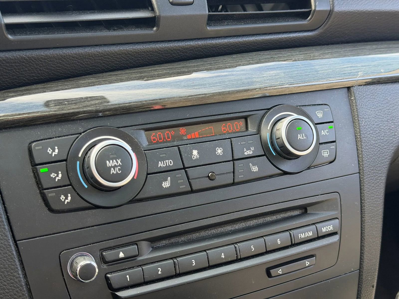 Used 2013 BMW 128i Coupe w/ Premium Pkg image 13