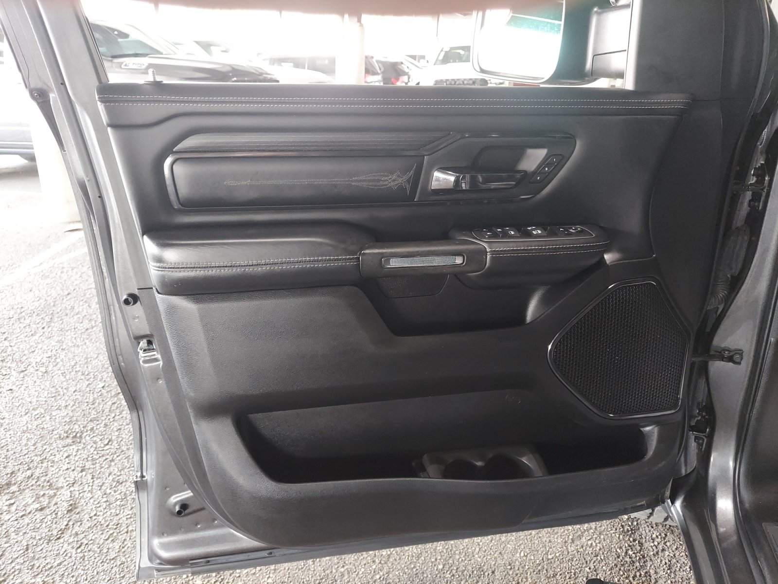 Used 2023 RAM 1500 Limited AWD/4WD image 29