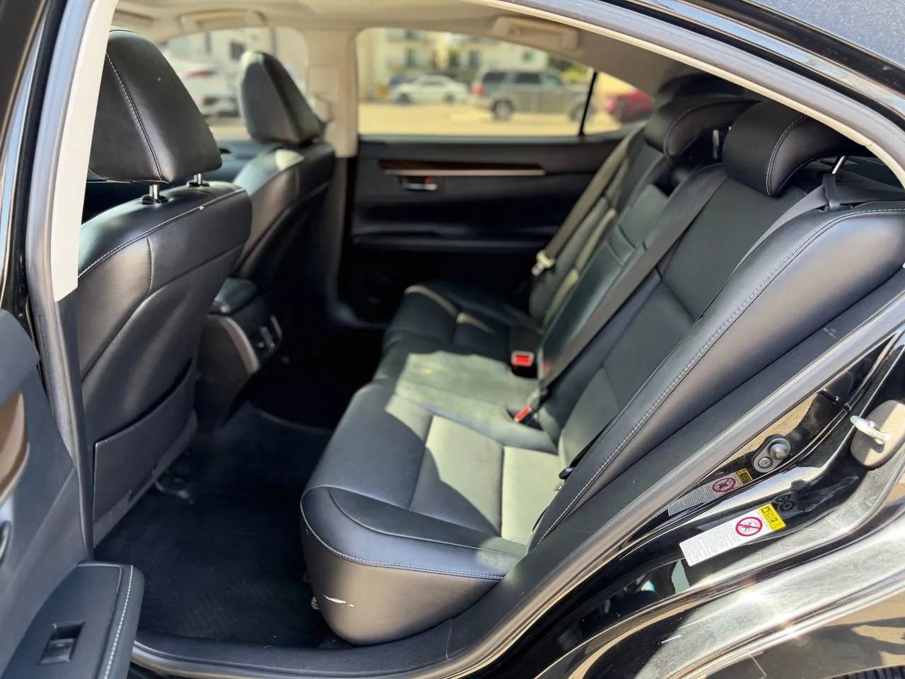 Used 2014 Lexus ES 350 w/ Premium Package FWD image 26