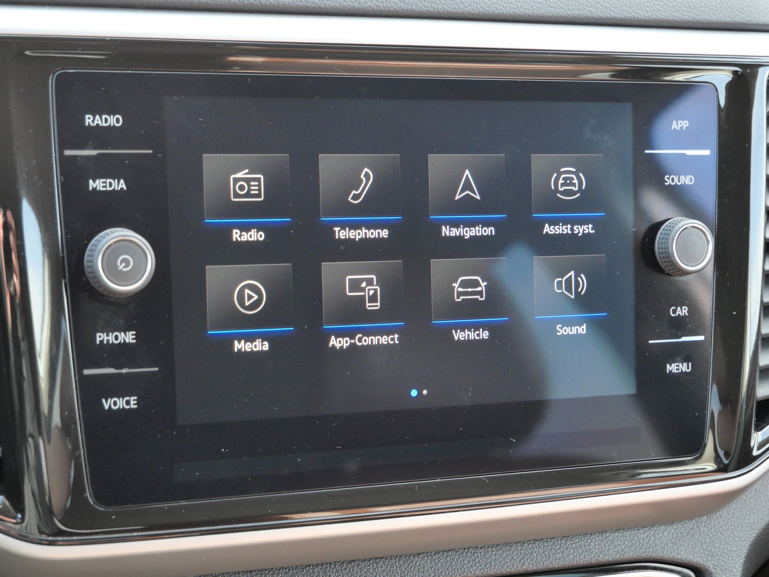 Certified 2023 Volkswagen Atlas SE w/ Black Wheel Package image 24