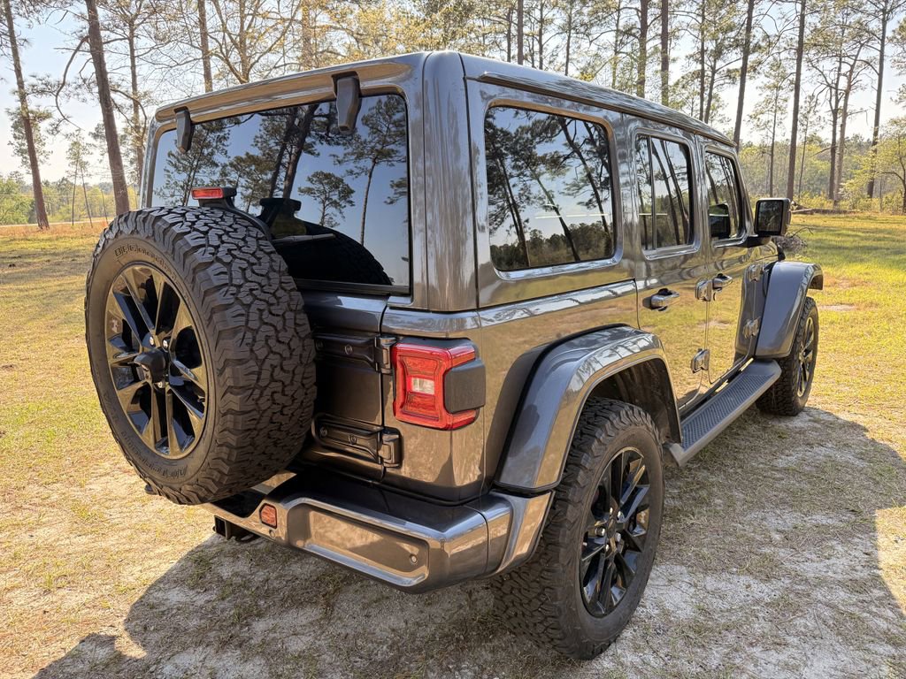 Used 2021 Jeep Wrangler Unlimited Sahara AWD/4WD image 6